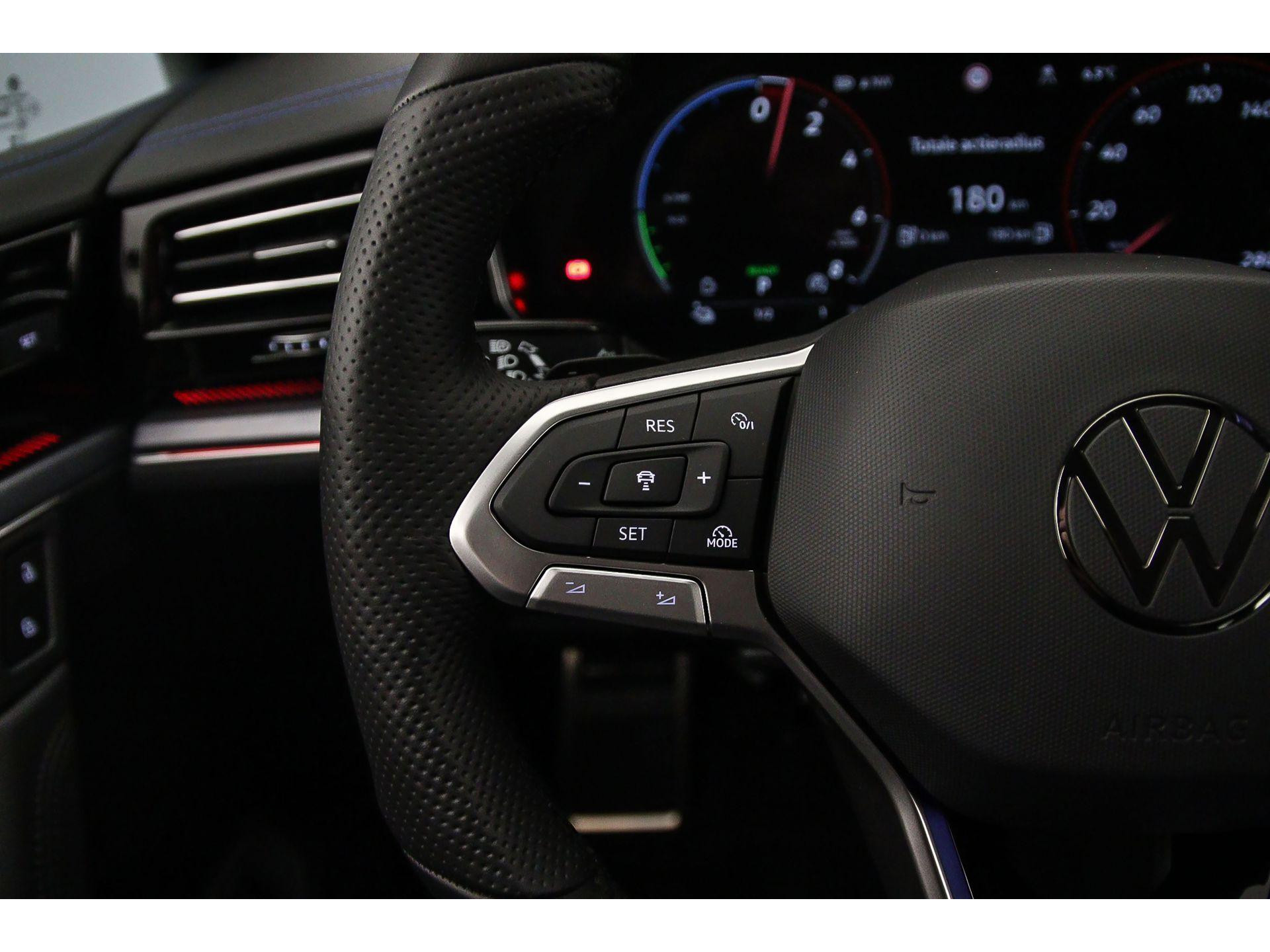 cruise control adaptief met Stop&Go en stuurhulp