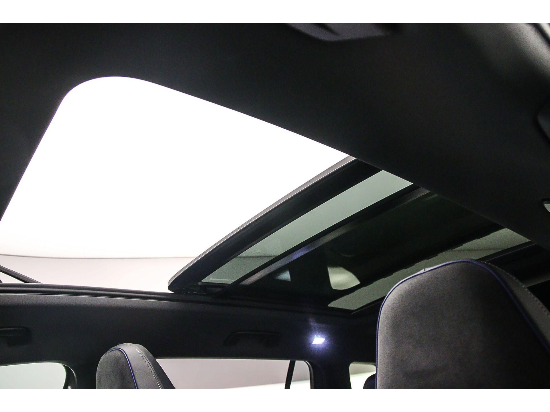 Panoramisch schuif-, kanteldak, elektrisch bedienbaar