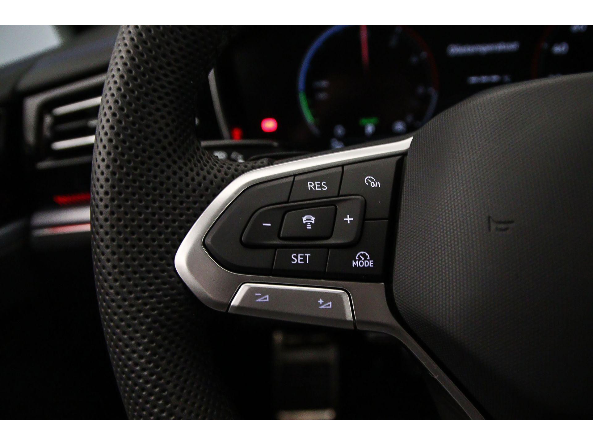 cruise control adaptief met Stop&Go en stuurhulp