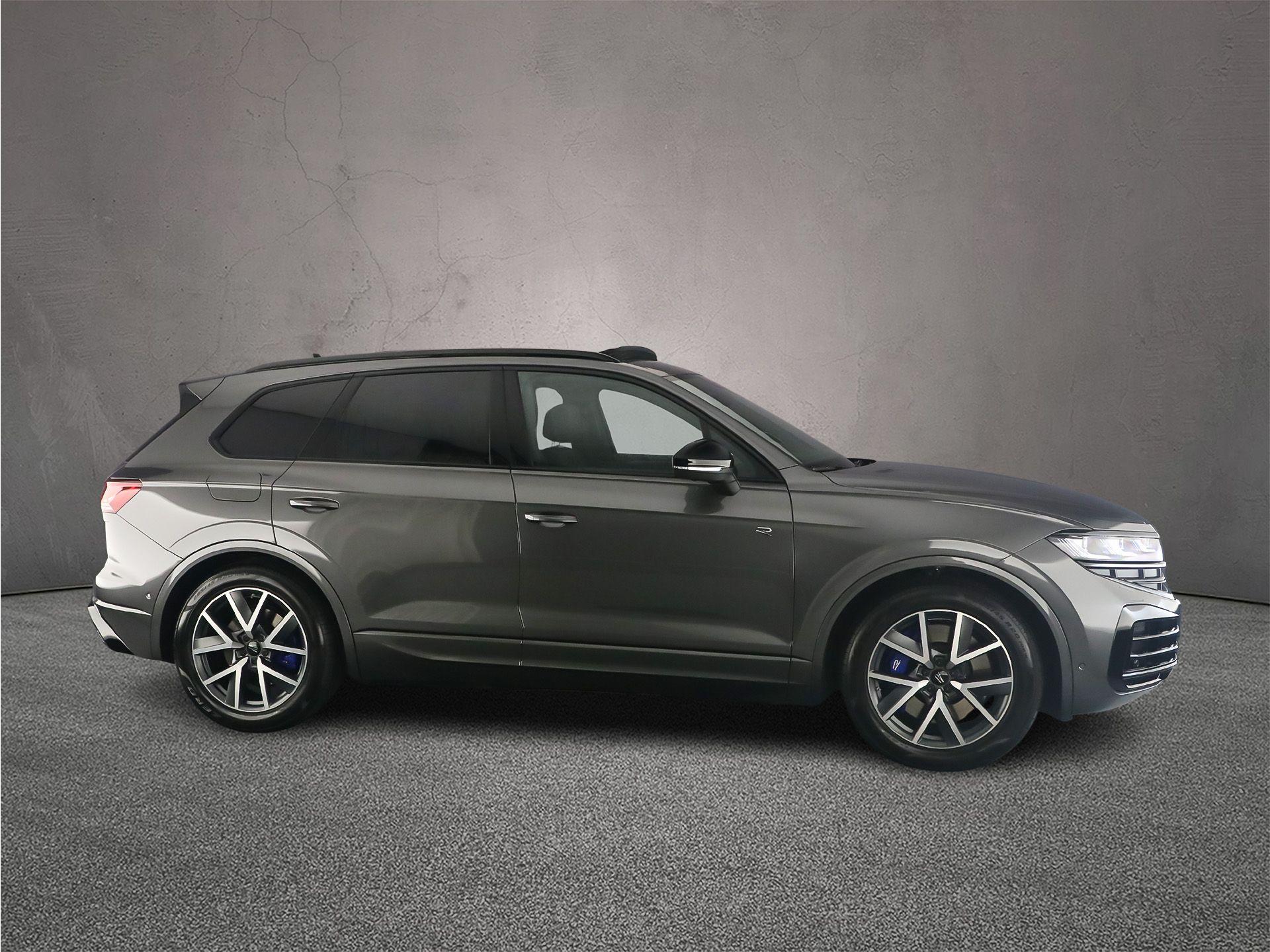 Velgen 'Braga', 20 inch lichtmetaal Dark Graphite, gepolijst