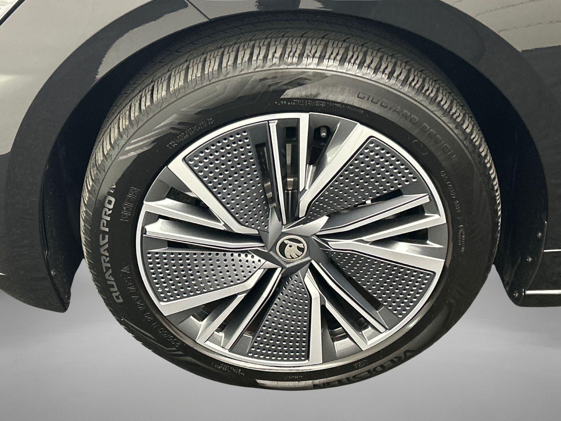 Velgen 'Neptune', 20 inch lichtmetaal Banden 235/50/R20