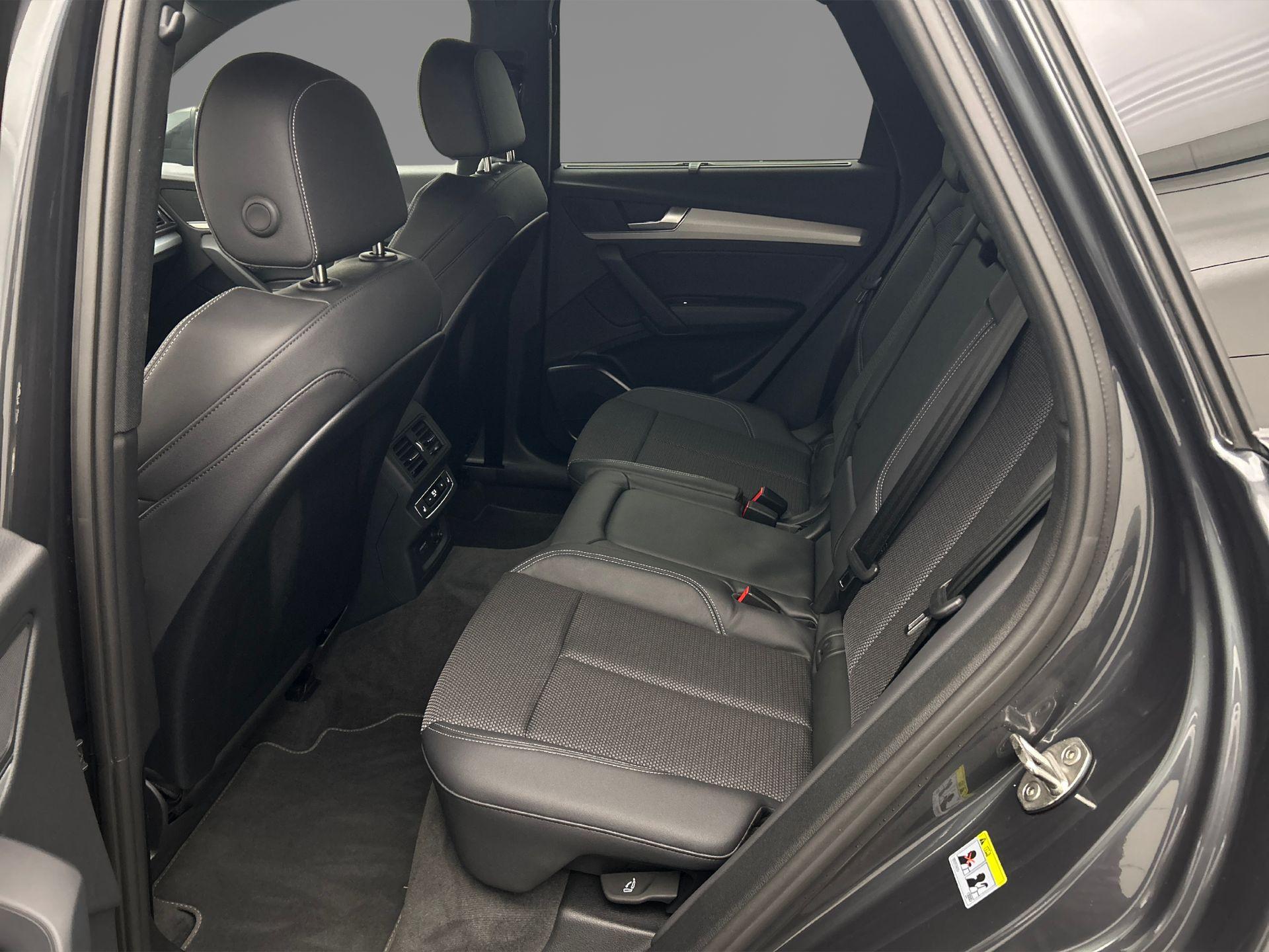 Handbediende rolgordijnen voor de achterportierramen