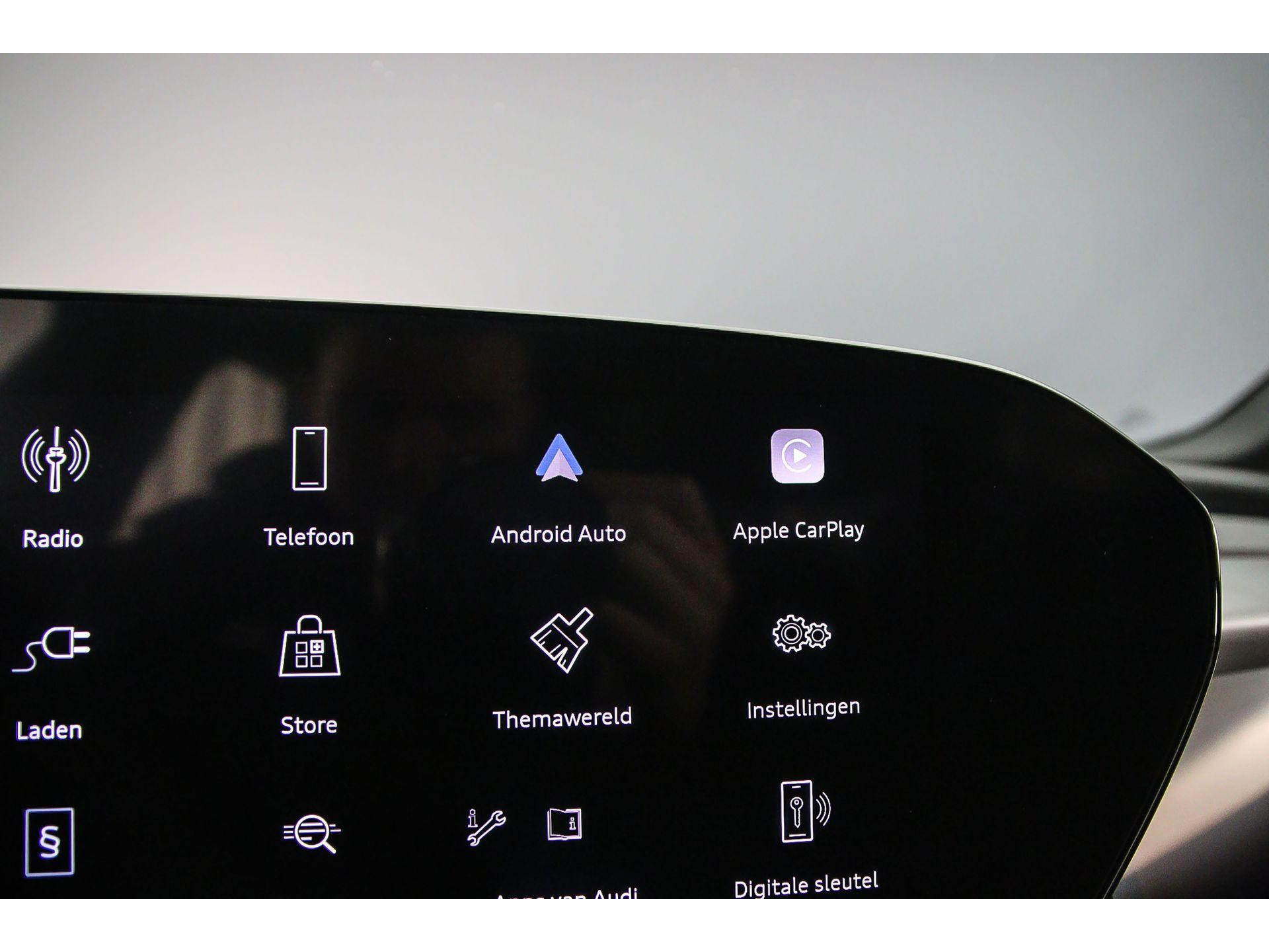 Apple Carplay/Android Auto