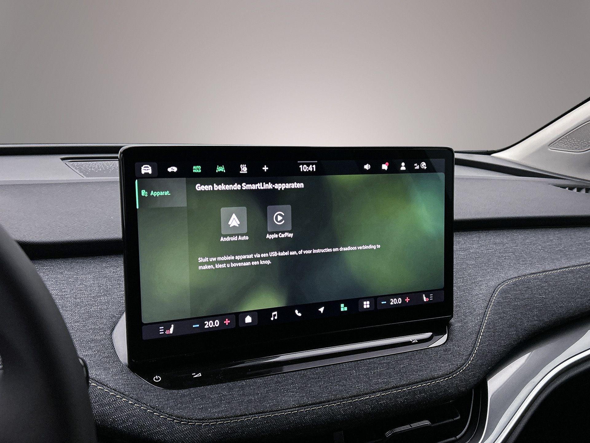 Apple Carplay/Android Auto