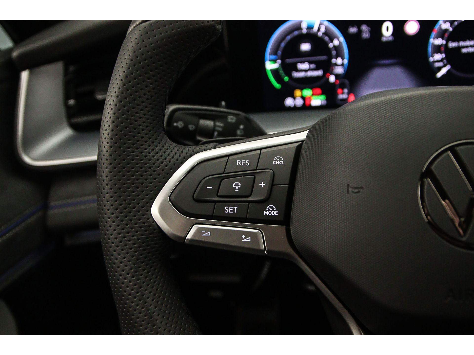 cruise control adaptief met Stop&Go en stuurhulp