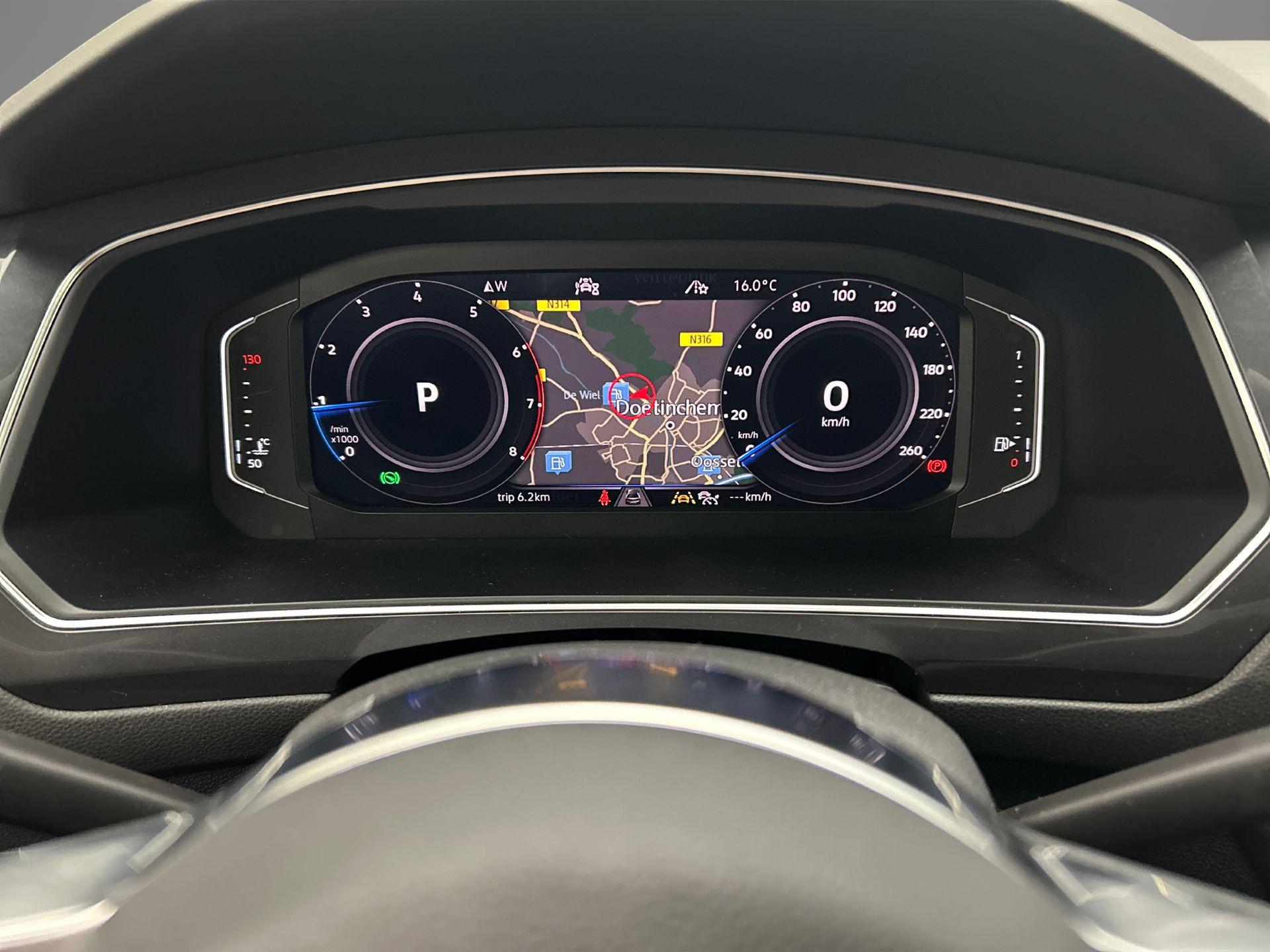 Digitaal instrumentenpaneel (Active Info Display)