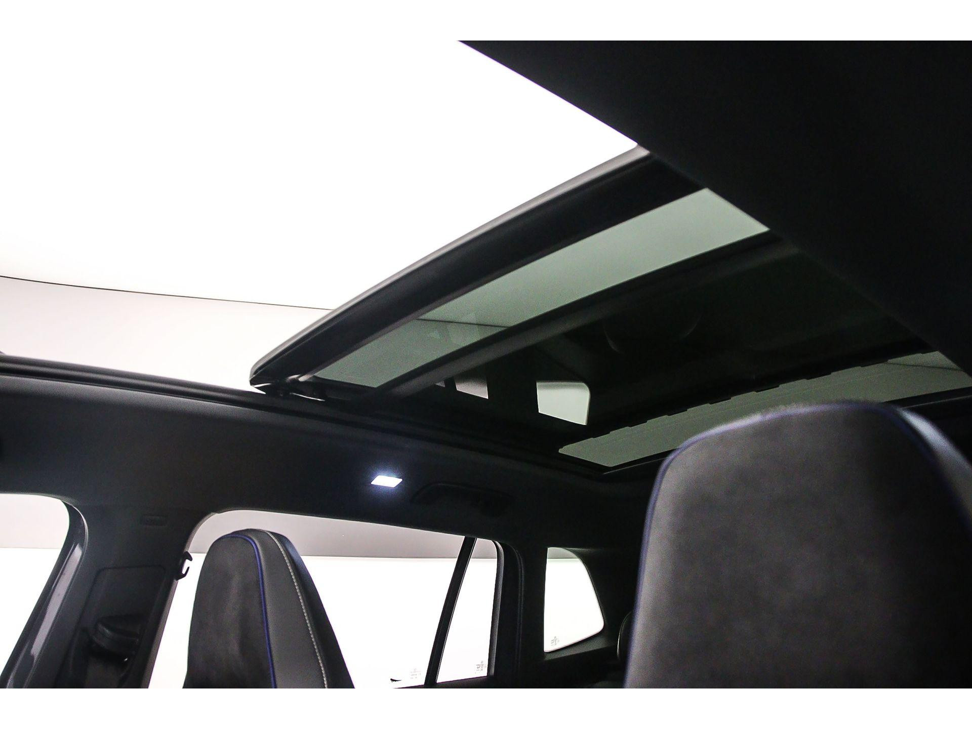 Panoramisch schuif-, kanteldak, elektrisch bedienbaar