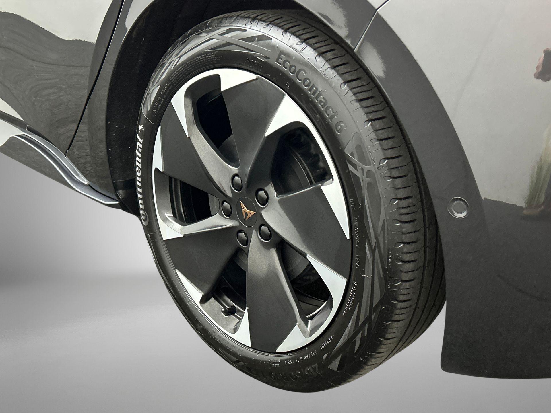 Velgen 'Typhoon Silver', 19 " lichtmetaal