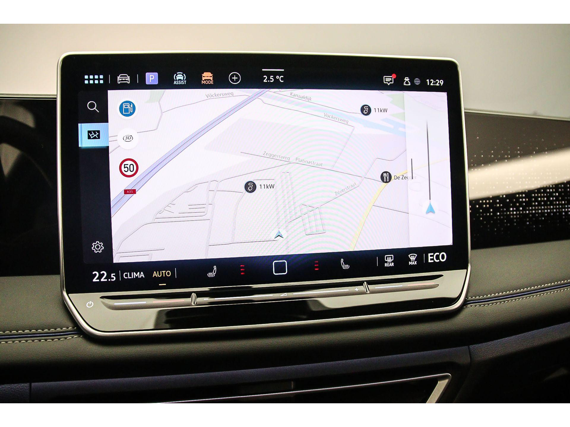 Navigatie 'Discover' (32,8 cm), 8+1 luidsprekers