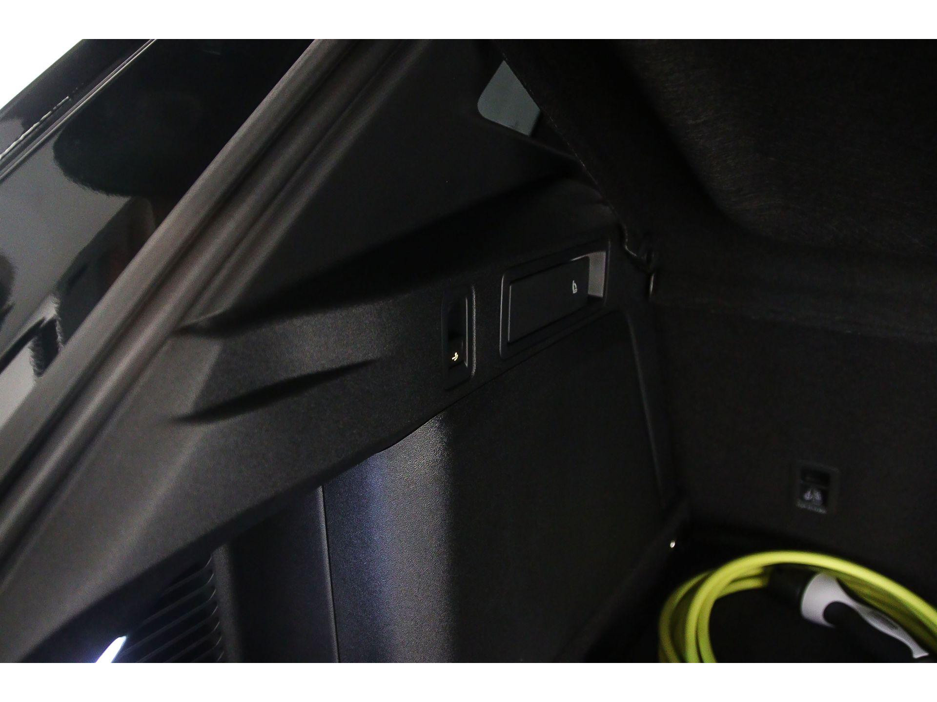 Trekhaak, elektrisch uitklapbaar, mechanisch inklapbaar