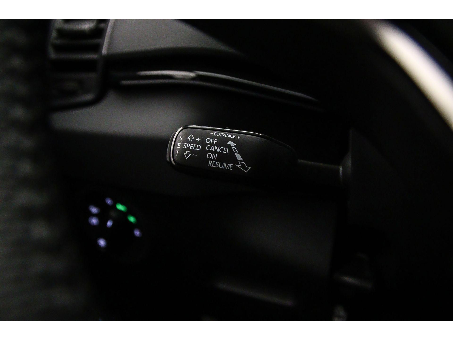 Adaptive Cruise Control (t/m 210km per uur)