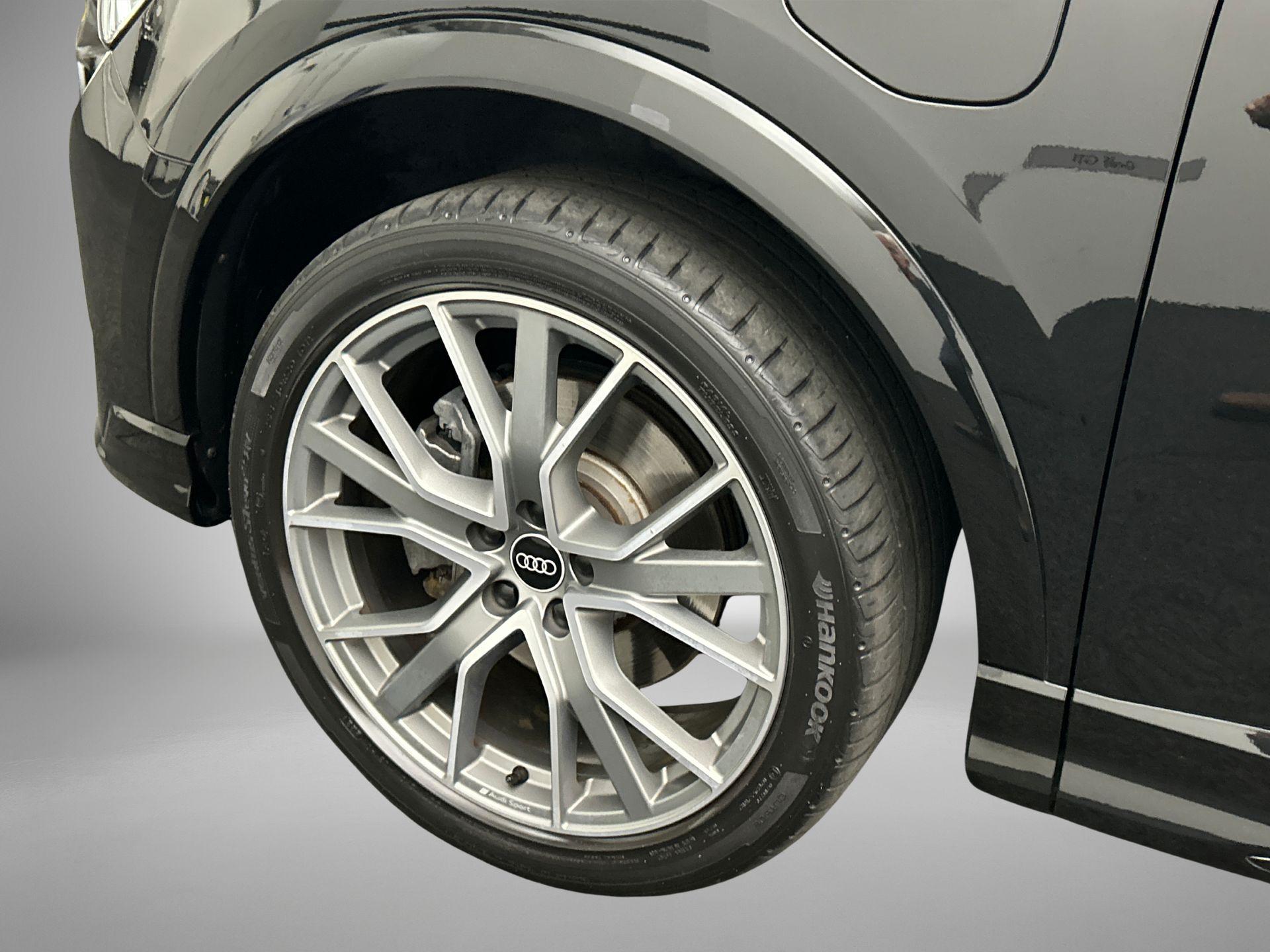 Velgen, lichtmetaal 8,5J x 20 "5-V-spaak"-design, Audi Sport