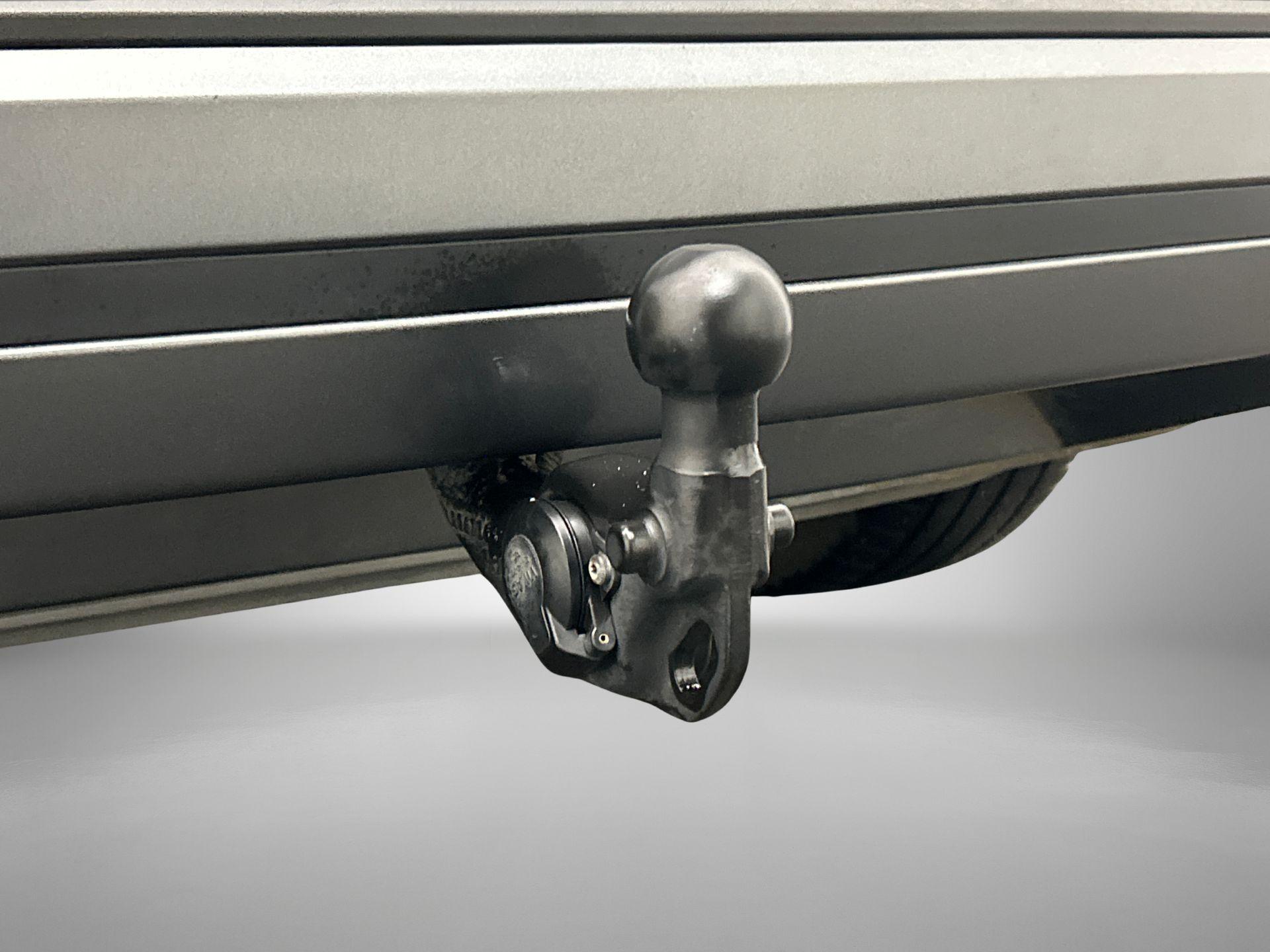 Elektrisch inklapbare trekhaak