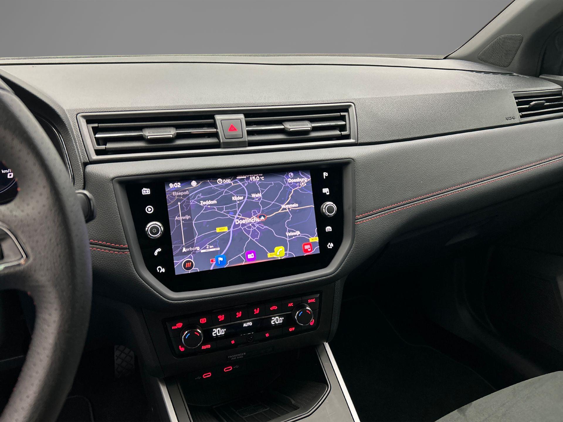 Media System Navi 8 inch met touchscreen in kleur
