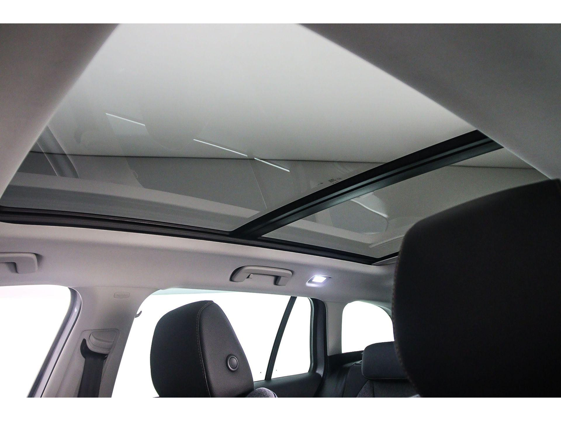 Panoramisch glazen schuif-/kanteldak voor Combi