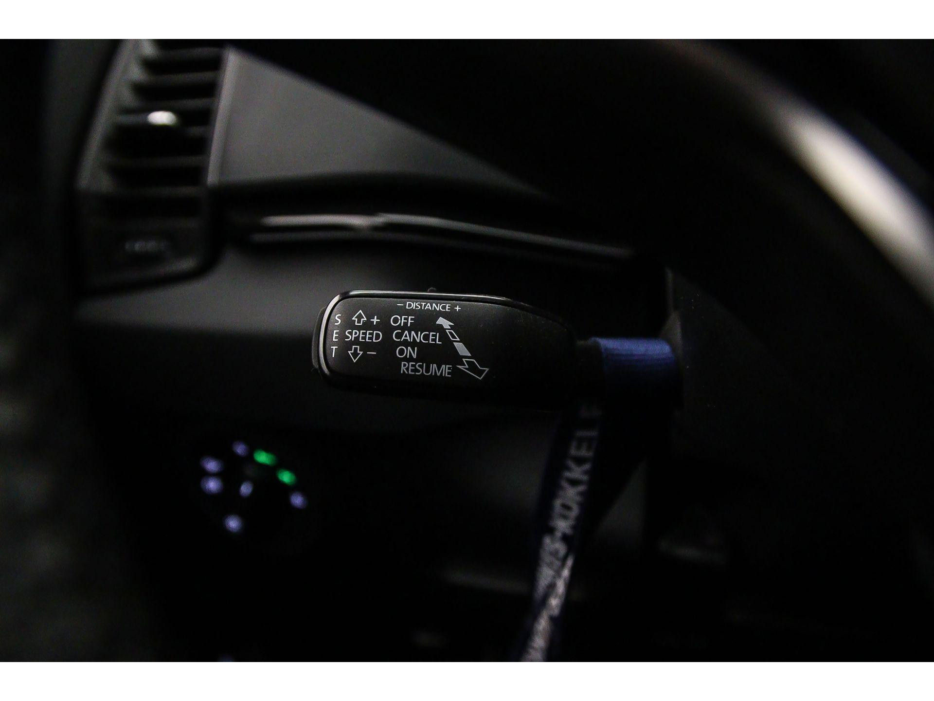 Adaptive Cruise Control (t/m 210km per uur)