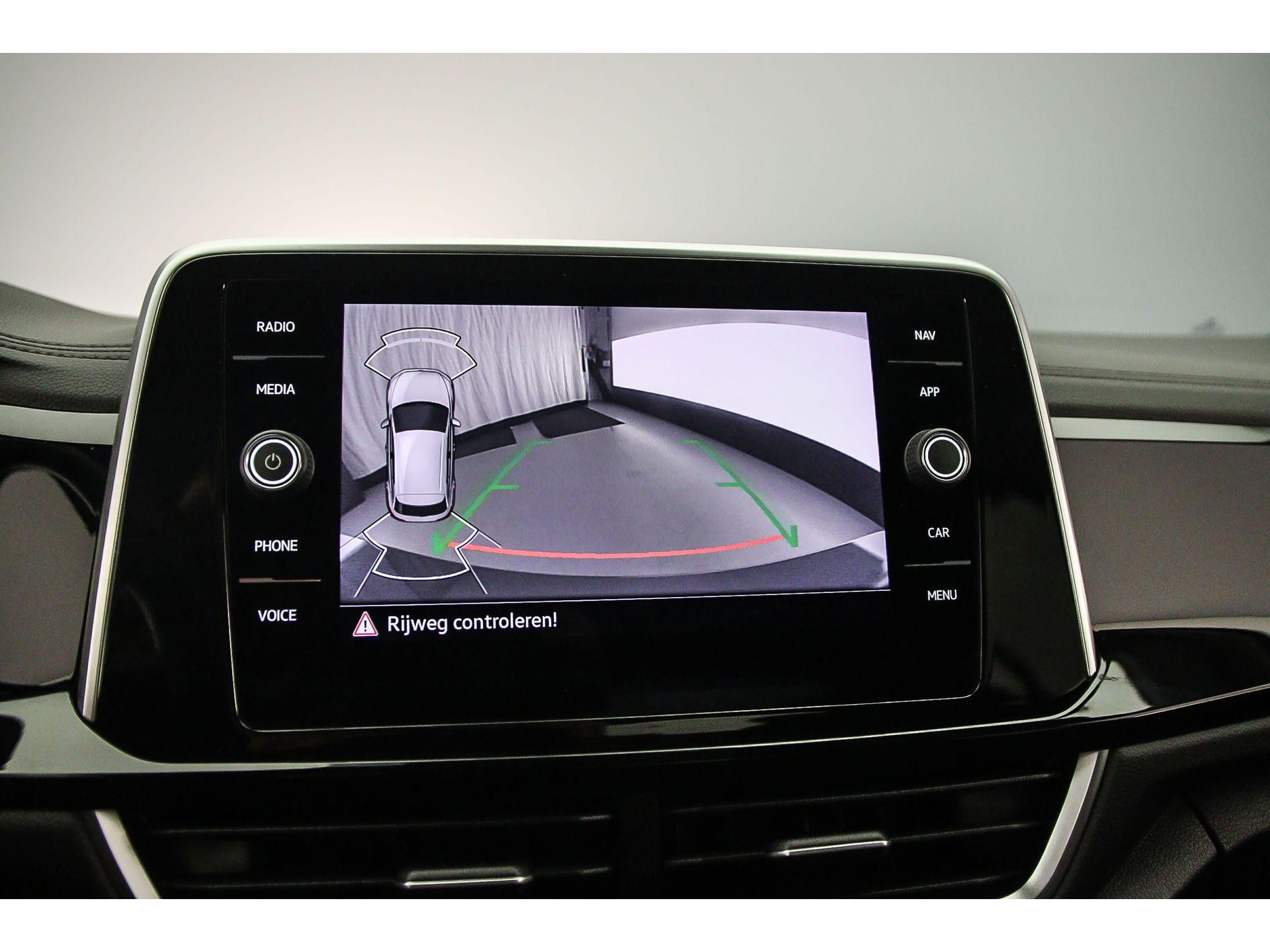 Achteruitrijcamera (Rear View)