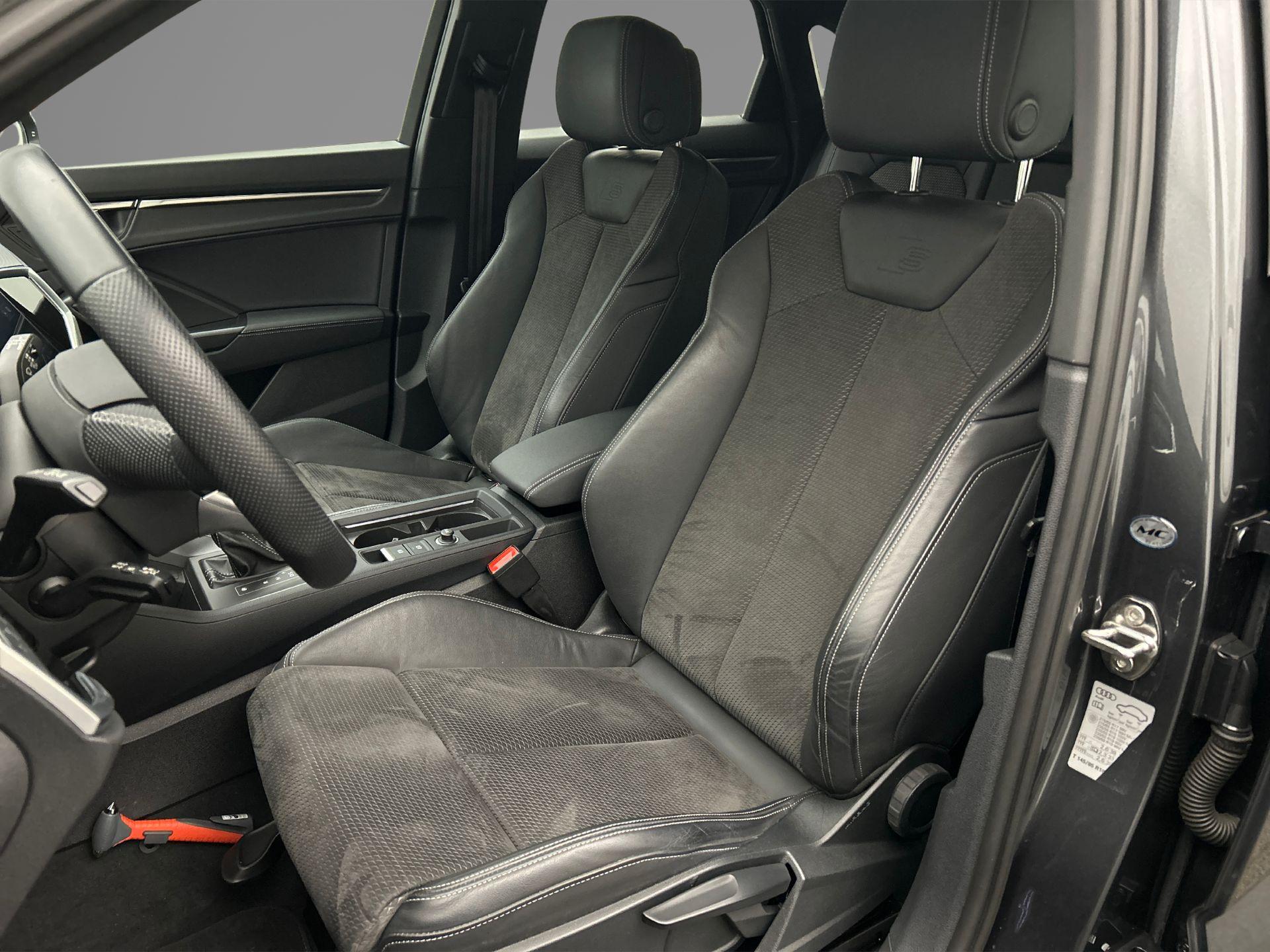 Bekleding, alcantara "frequenze" / kunstleder mono.pur inclusief "S" logo