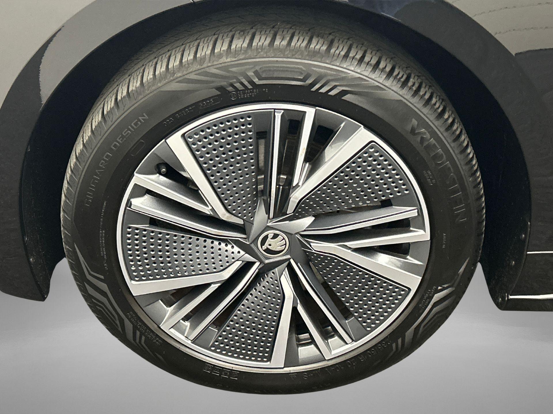 Velgen 'Neptune', 20 inch lichtmetaal Banden 235/50/R20