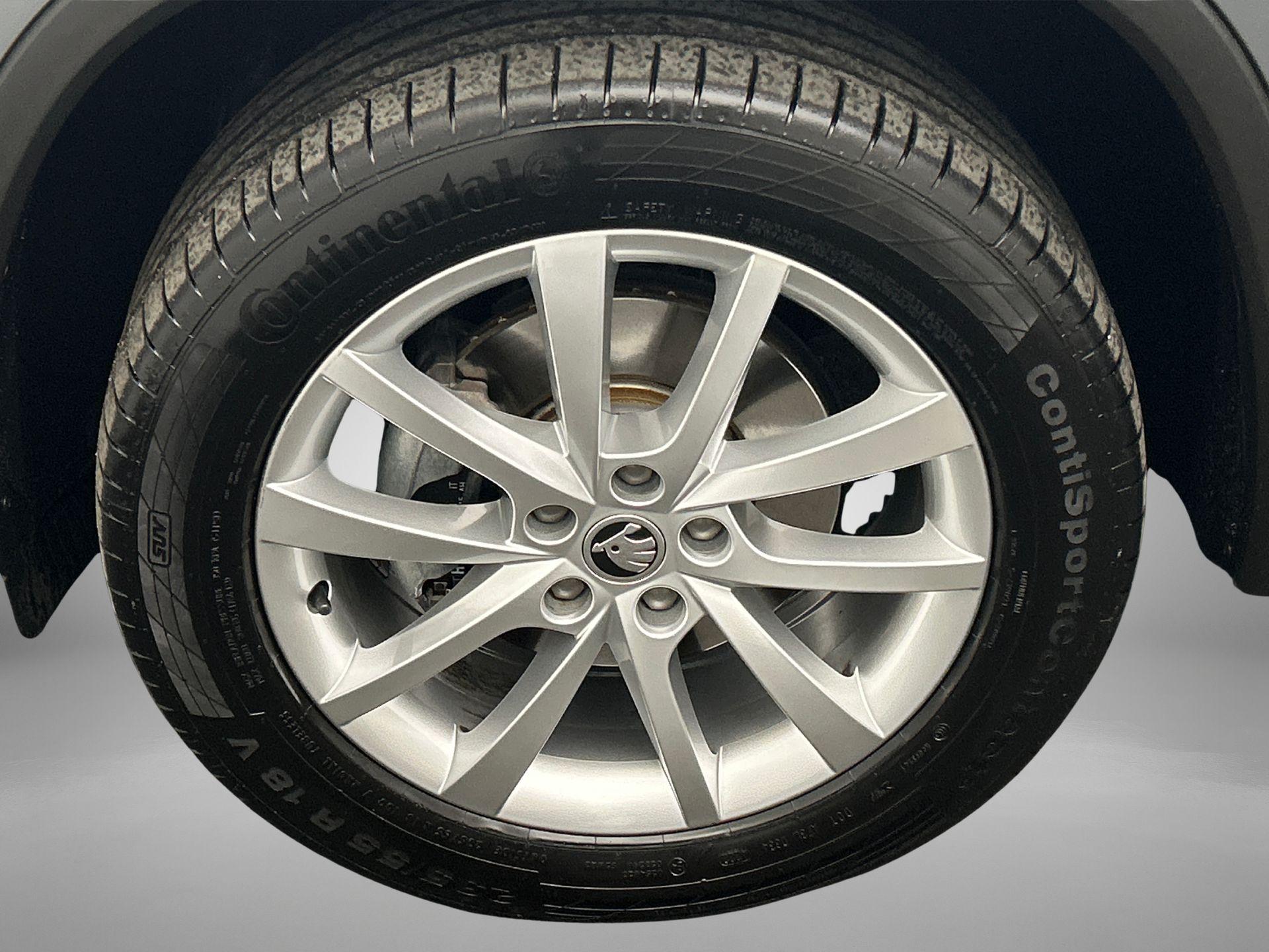 Lichtmetalen velgen 18" Elbrus (met banden 235/55 R18)