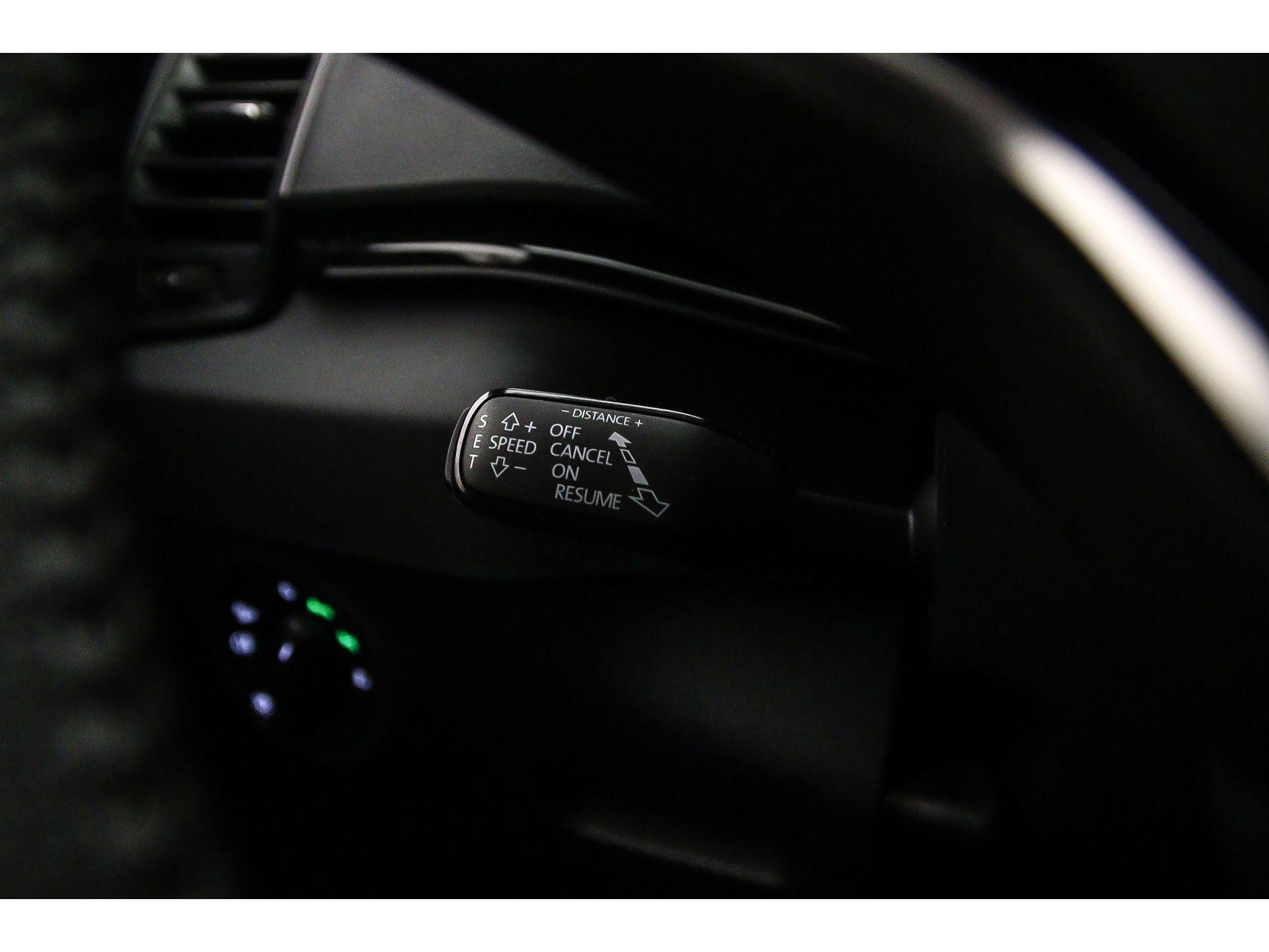 Adaptive Cruise Control (t/m 210km per uur)