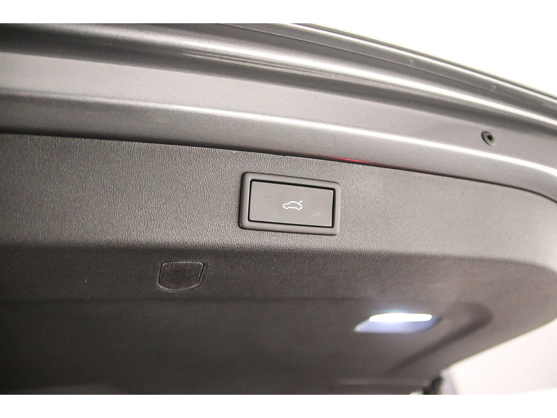 elektrisch bedienbare achterklep