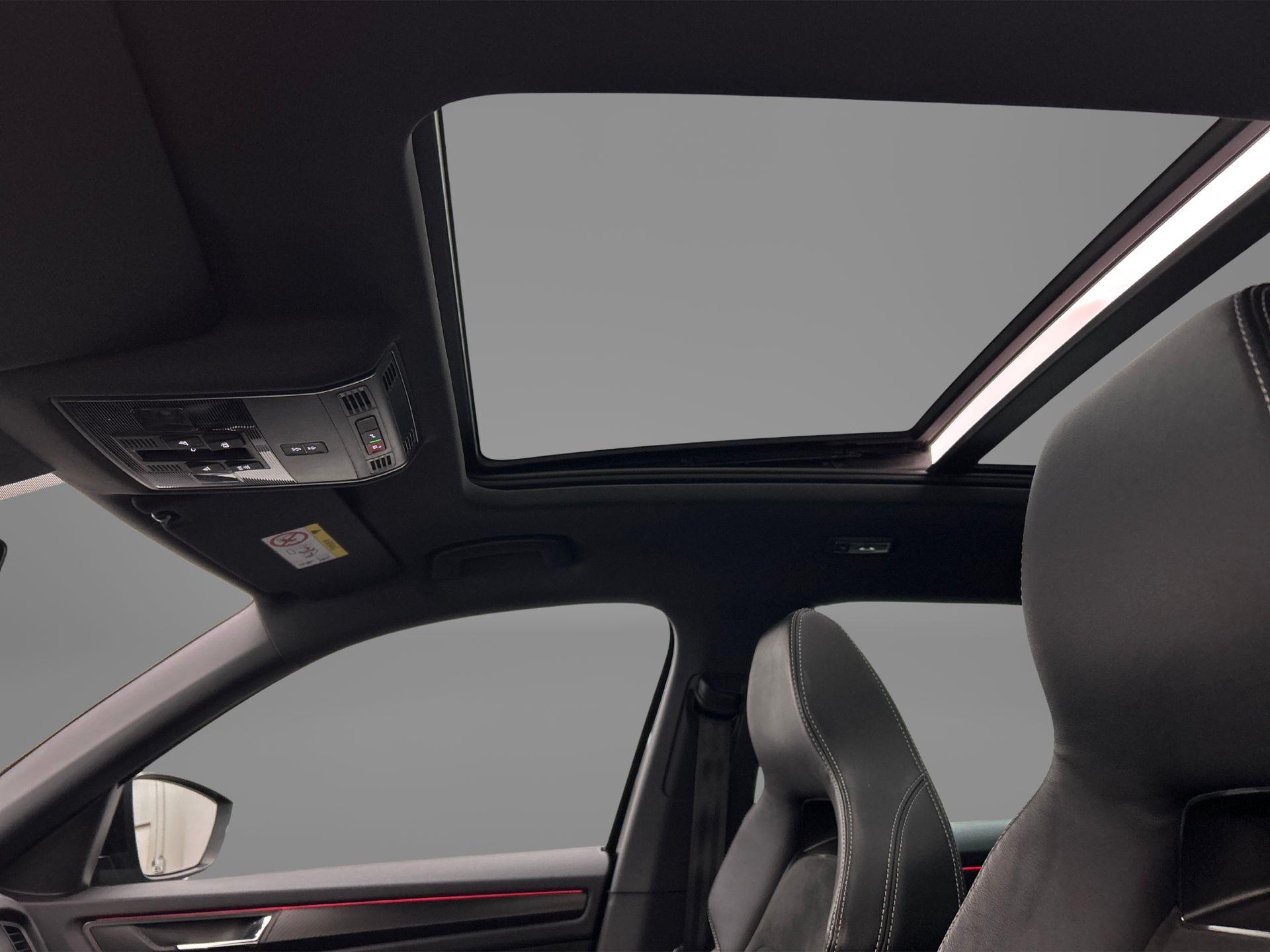 Elektrisch bedienbaar panoramisch glazen schuif-/kanteldak