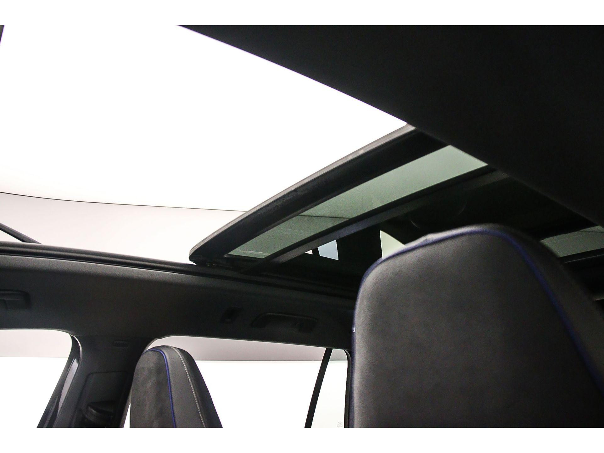 Panoramisch schuif-, kanteldak, elektrisch bedienbaar