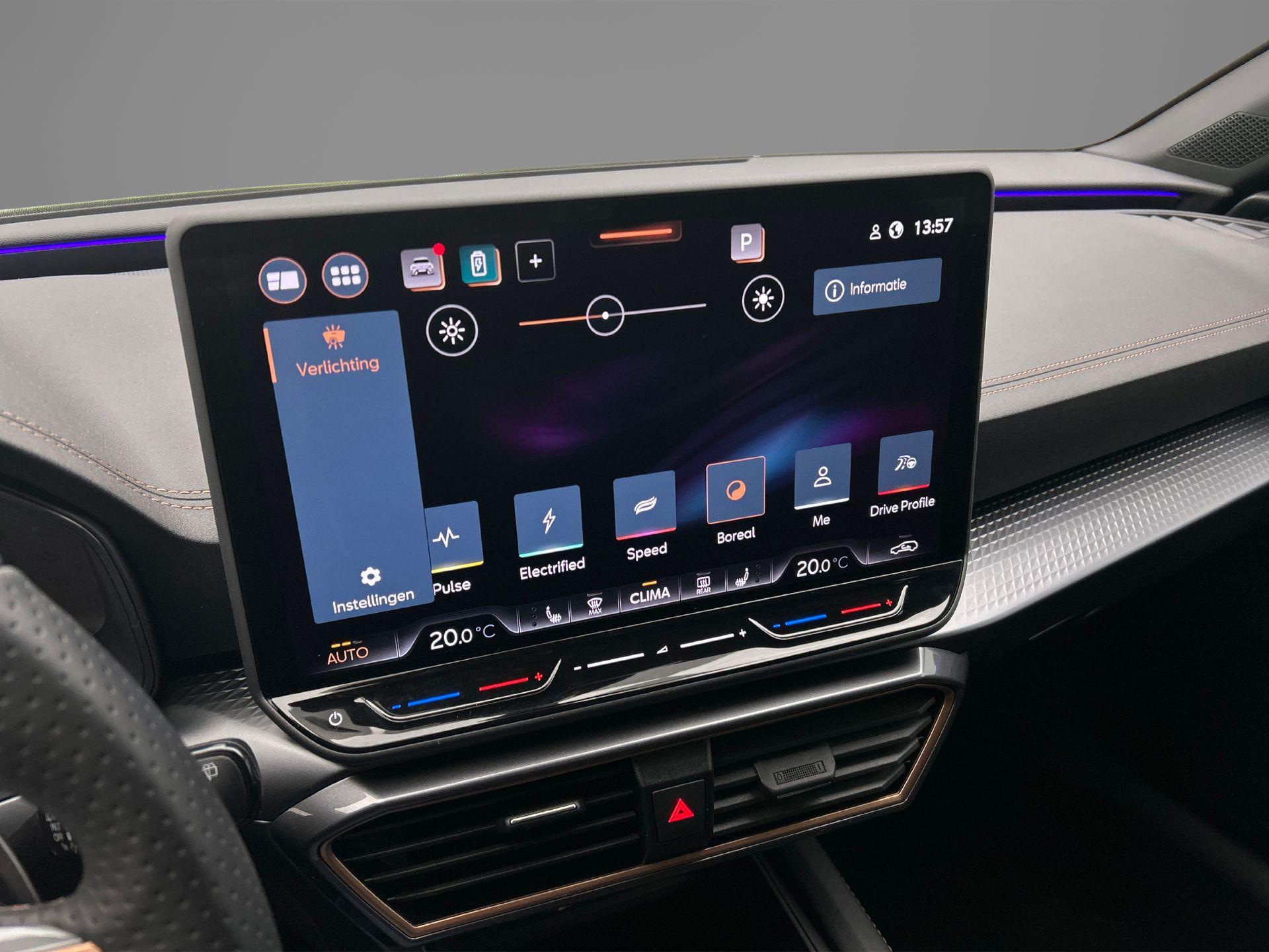 Apple Carplay/Android Auto