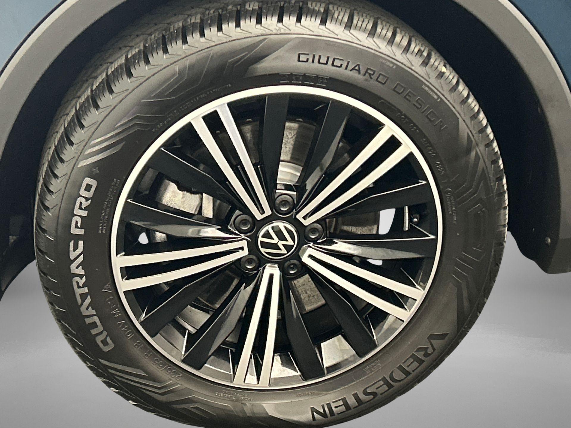 Velgen 'Nizza', 18 inch lichtmetaal in zwart, gepolijst