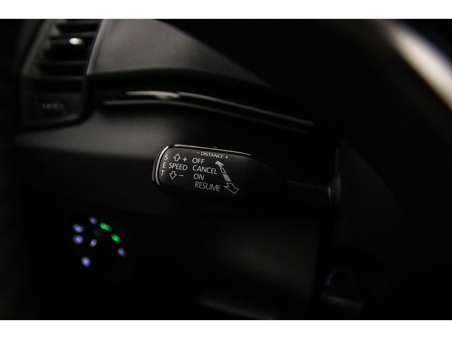 Adaptive Cruise Control (t/m 210km per uur)