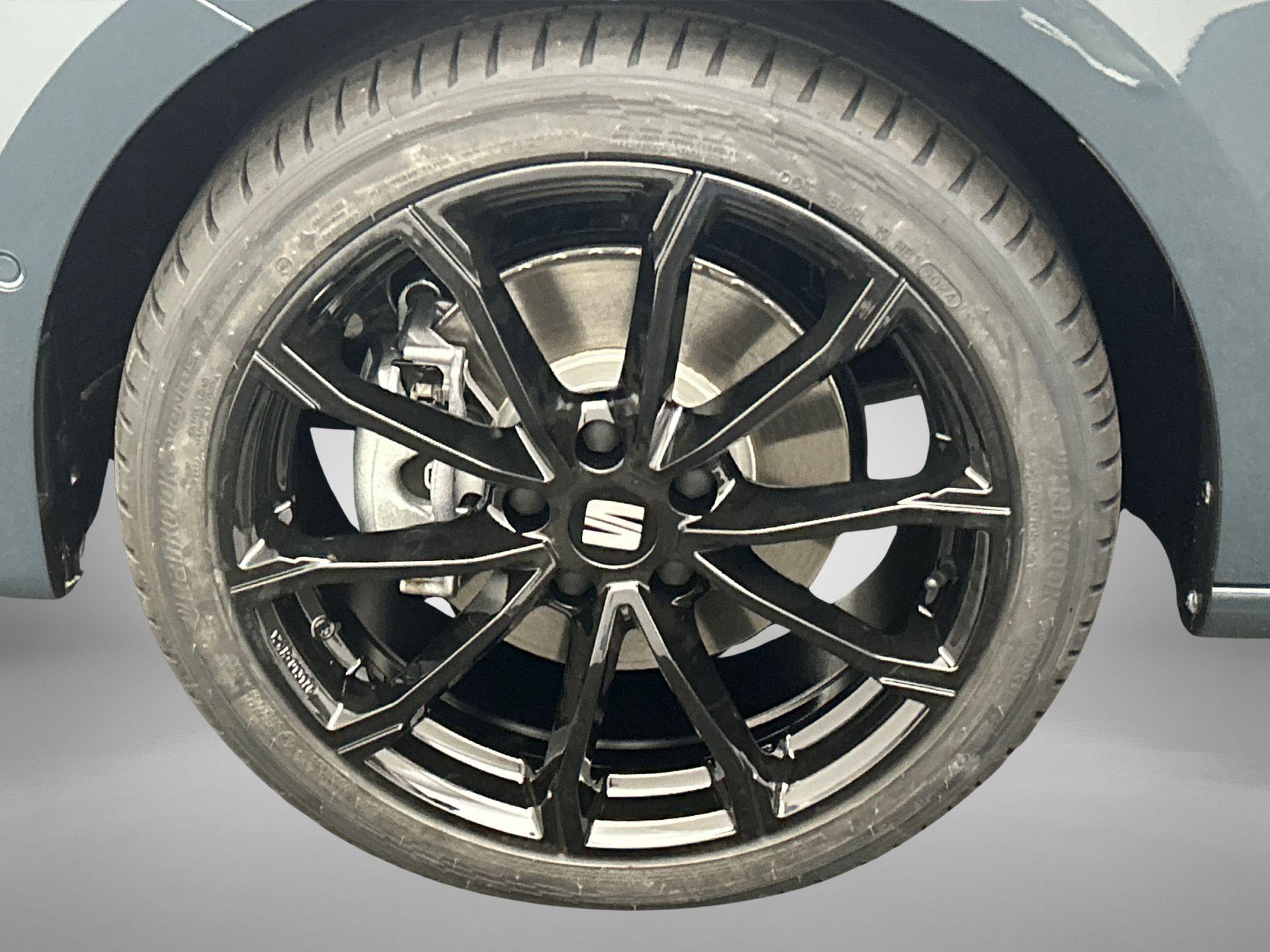 Velgen 'Dynamic', 17 inch lichtmetaal (Standaard voor 1.5 TSI e-Hybrid)