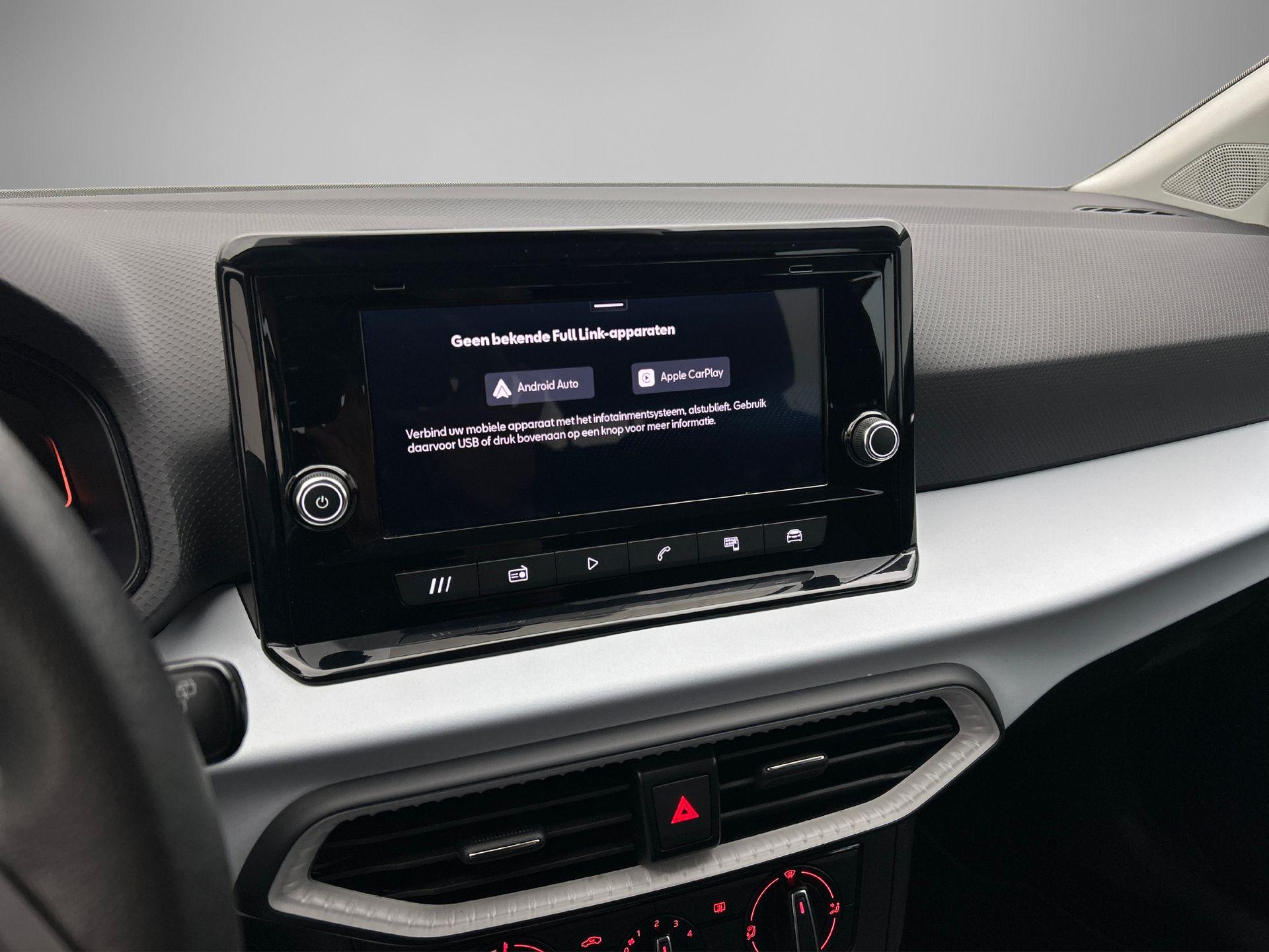 Apple Carplay/Android Auto