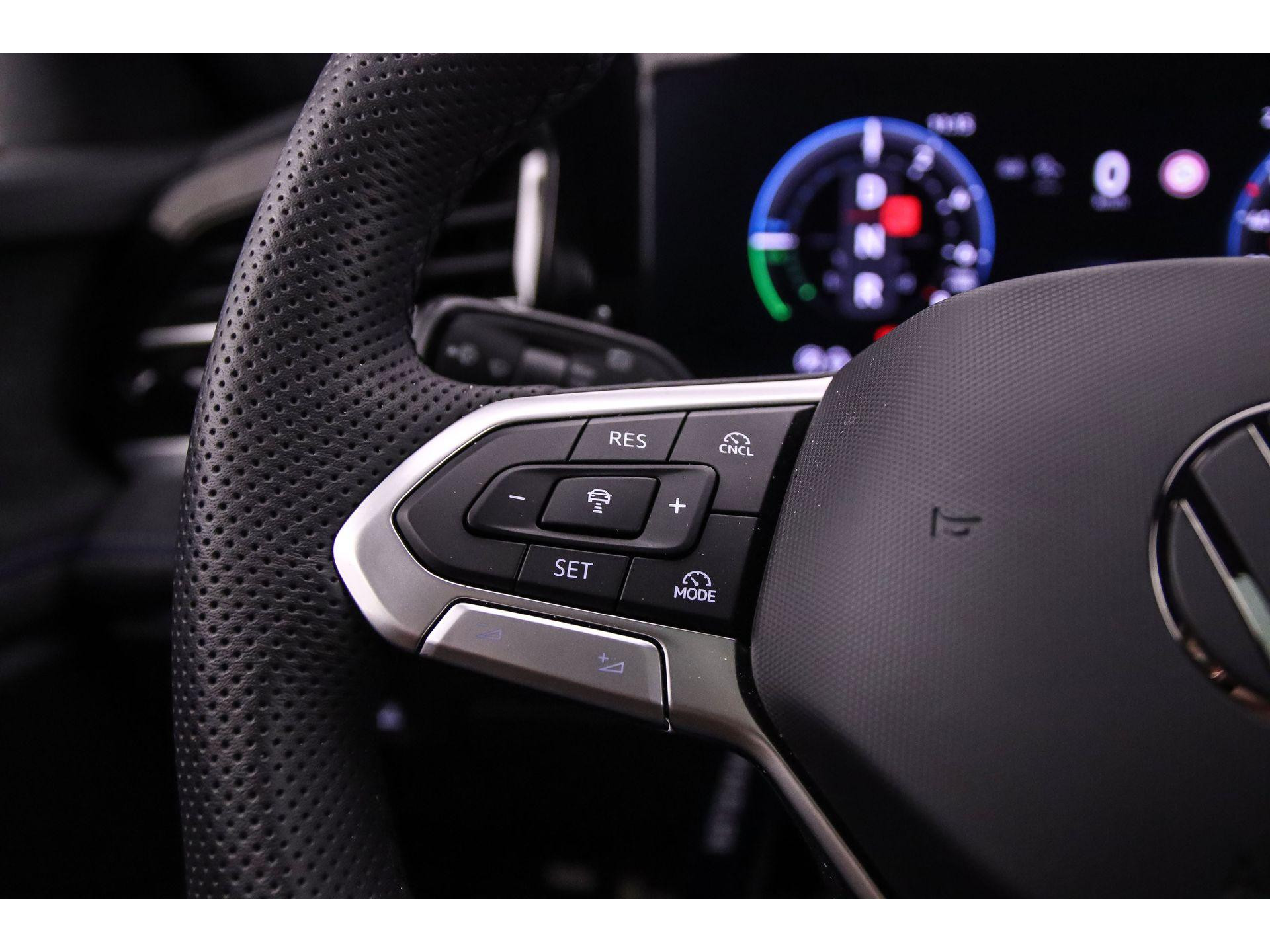 cruise control adaptief met Stop&Go en stuurhulp