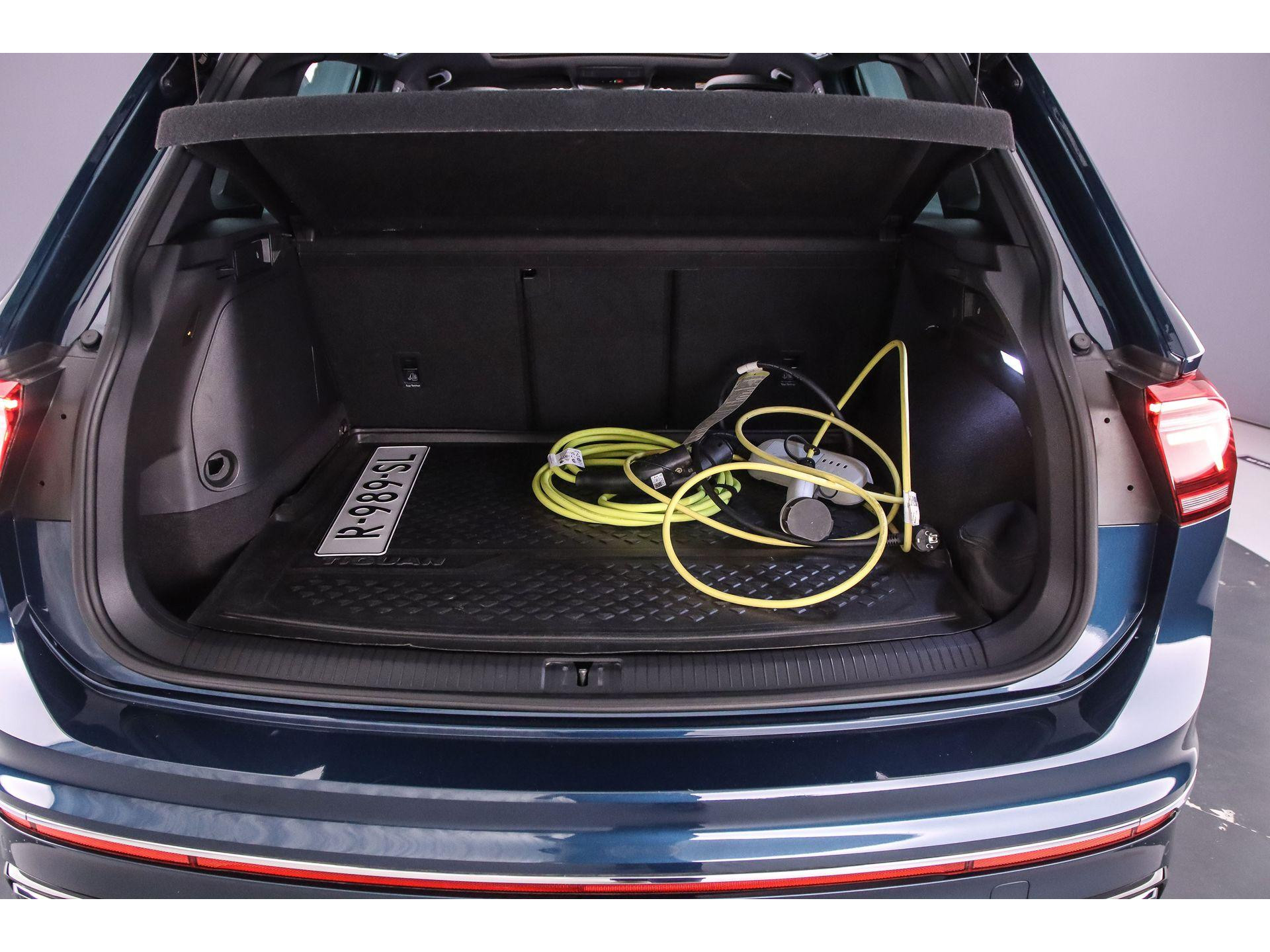 Trekhaak, elektrisch uitklapbaar, mechanisch inklapbaar