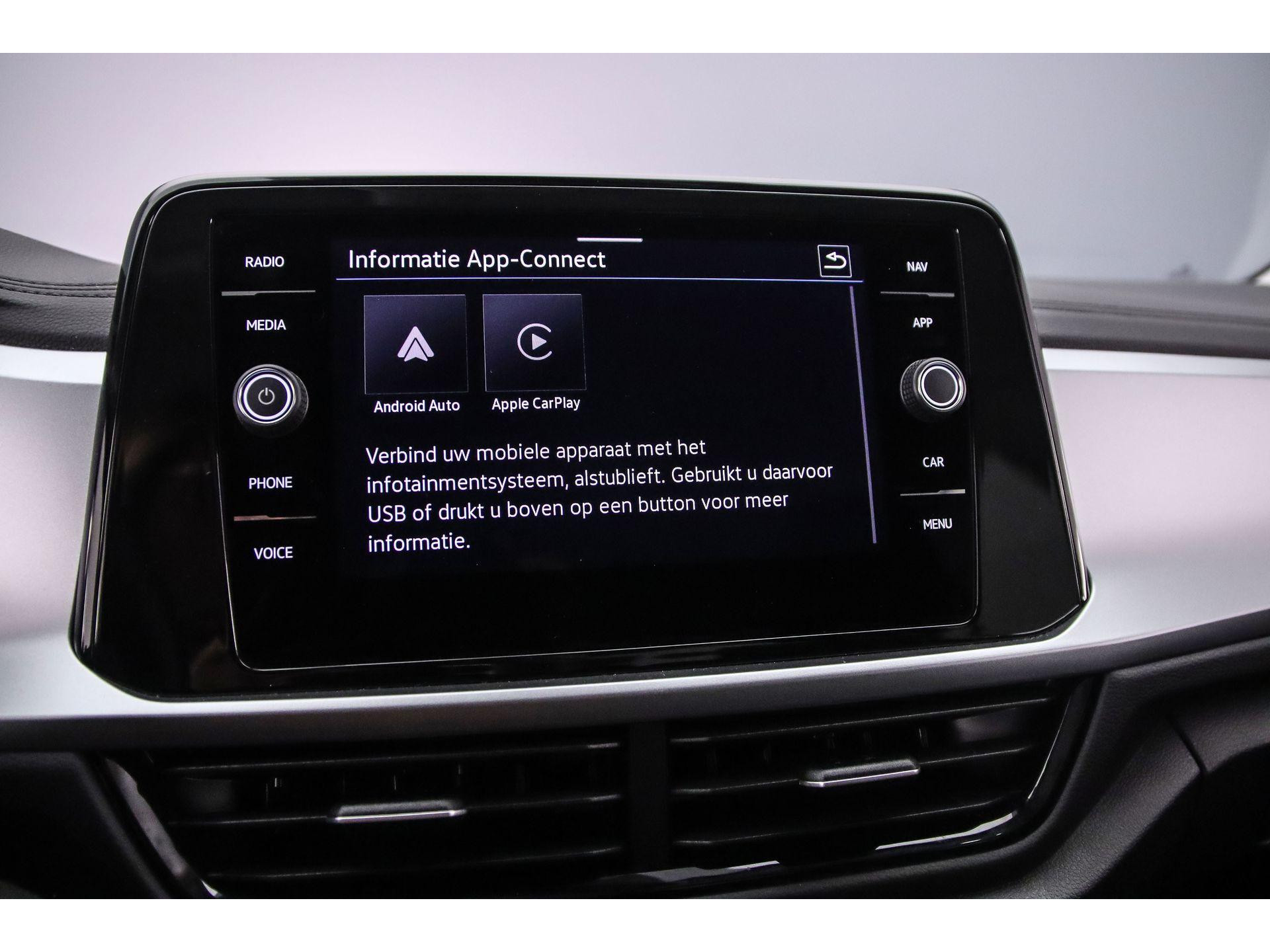 Apple Carplay/Android Auto