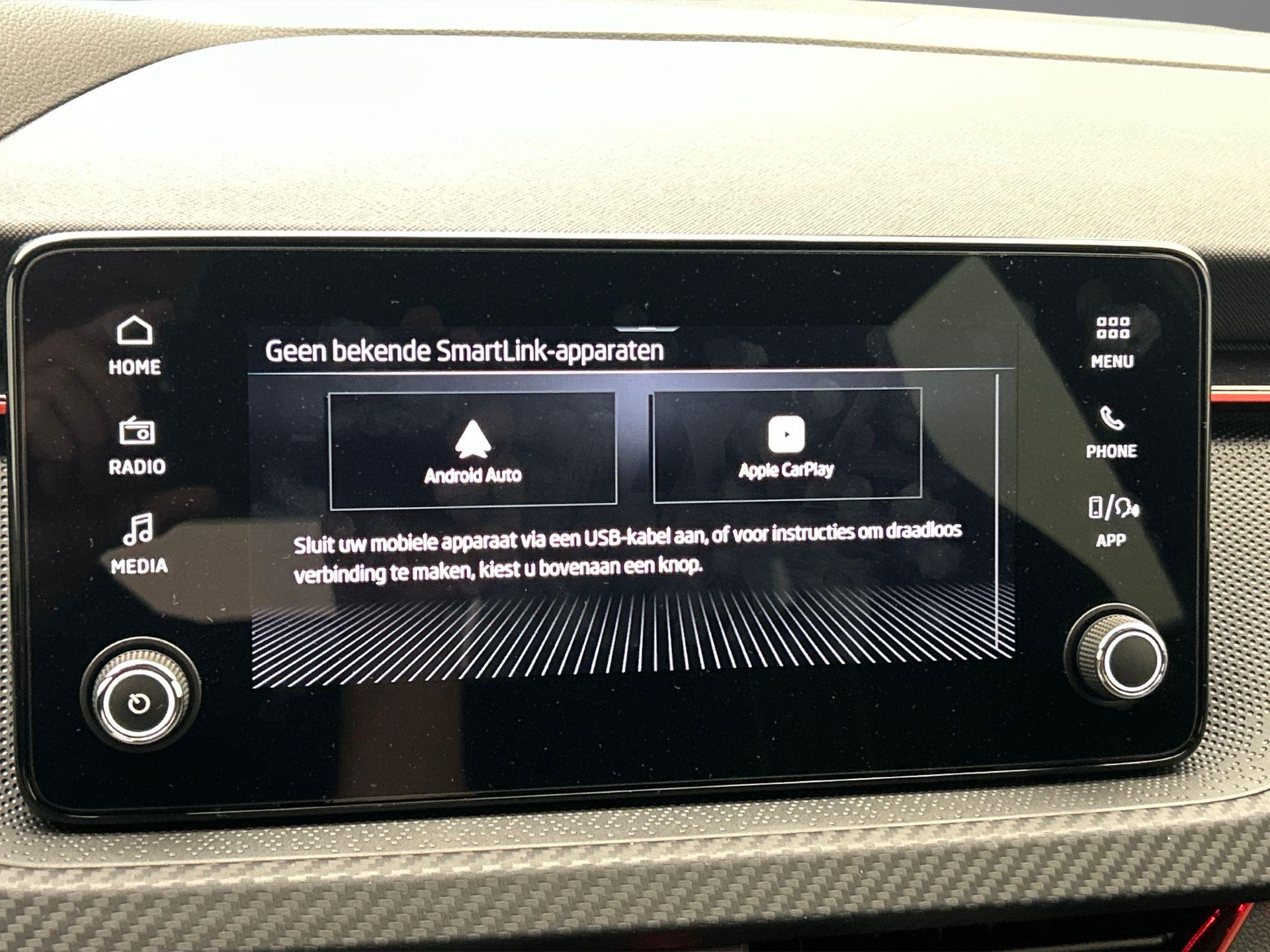 Apple Carplay/Android Auto