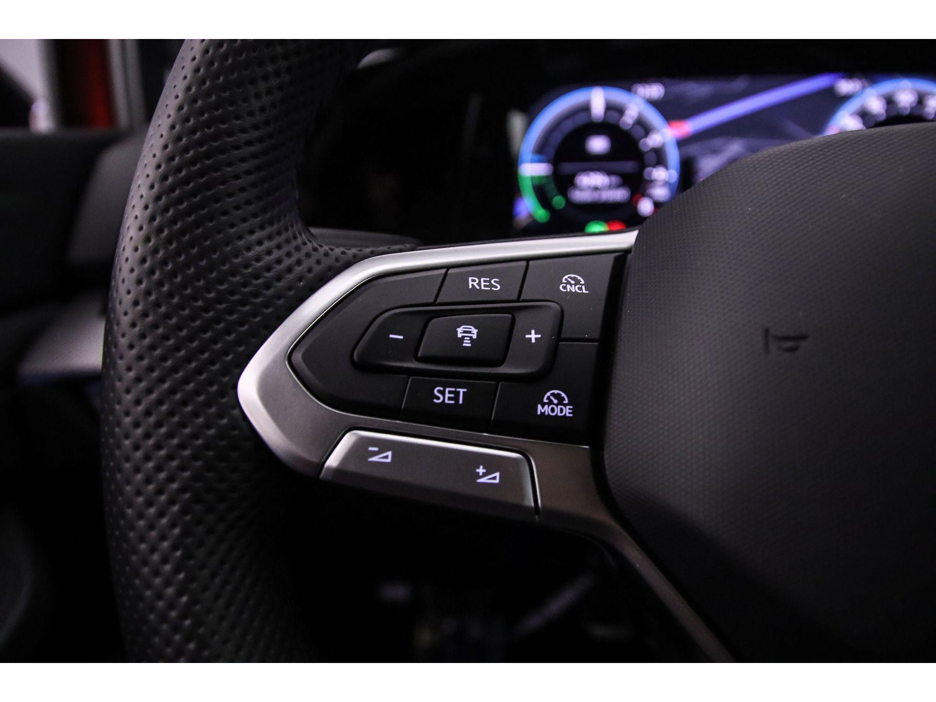 cruise control adaptief met Stop&Go en stuurhulp