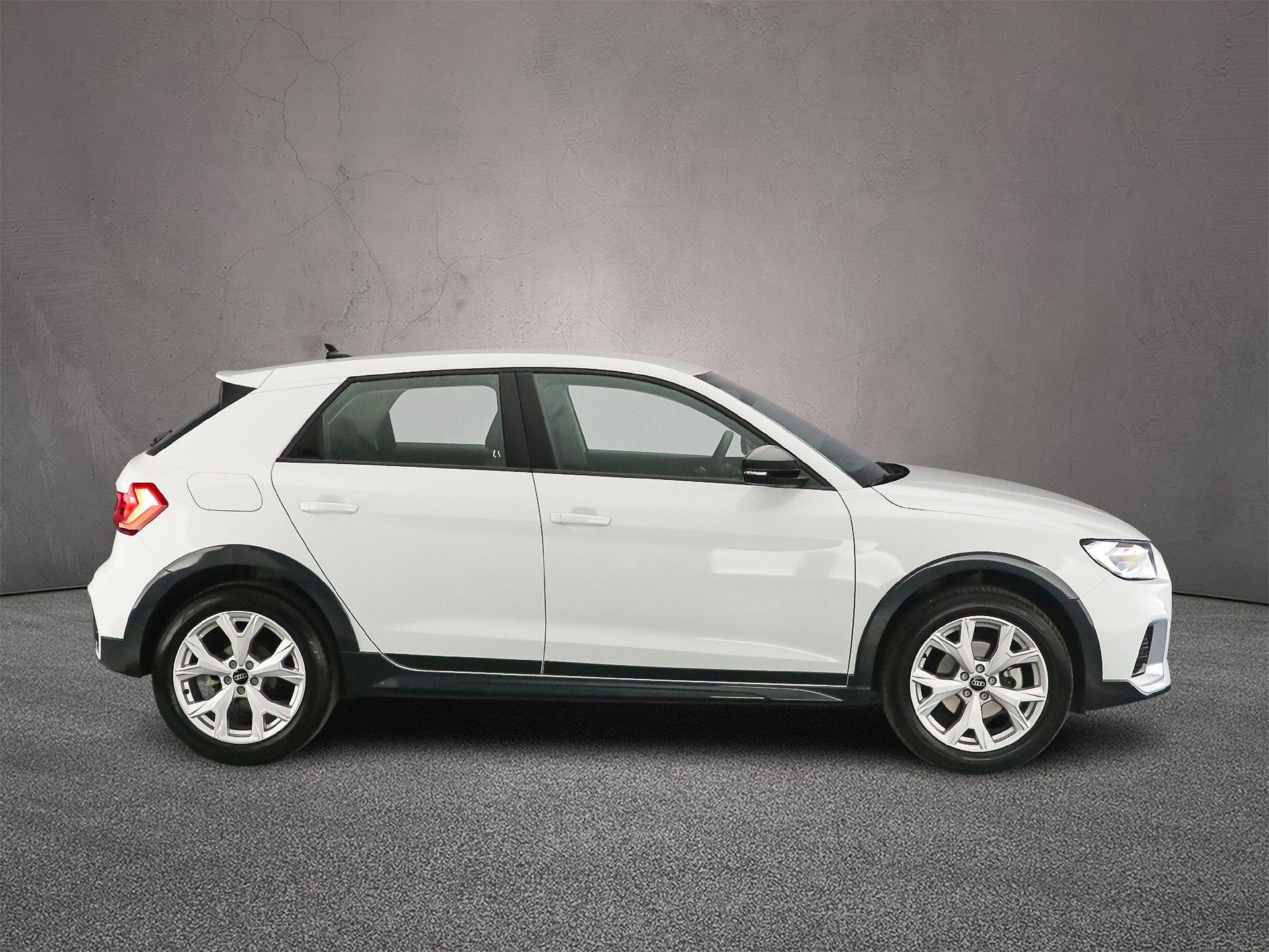 Velgen, 5-Y-spaak, 7Jx17, bandenmaat 205/55 R17
