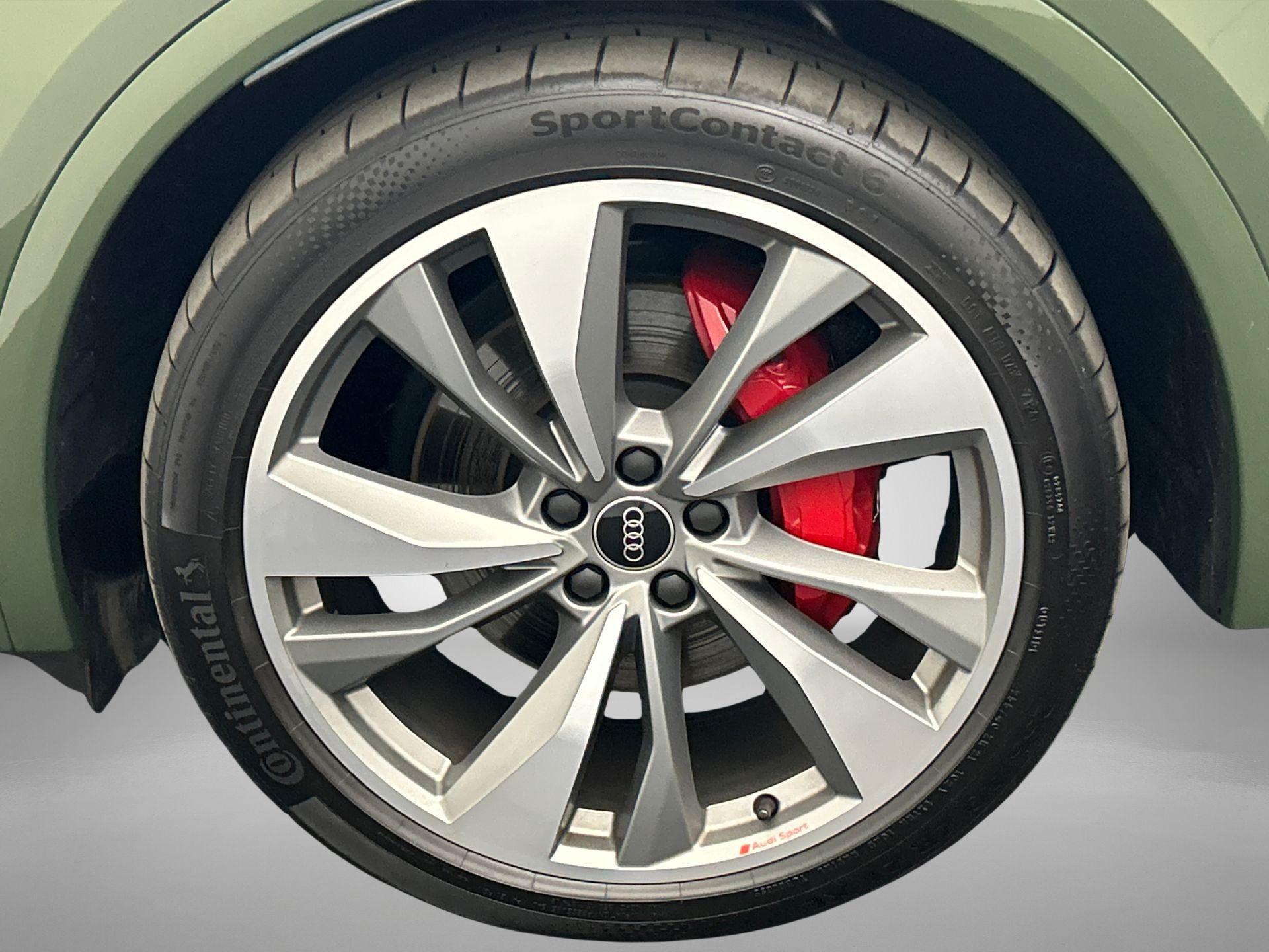 Velgen Audi Sport, 5-dubbelspaak-turbine, mat-titaangrijs, glansgedraaid, 8,5Jx21, bandenmaat 255/40 R21