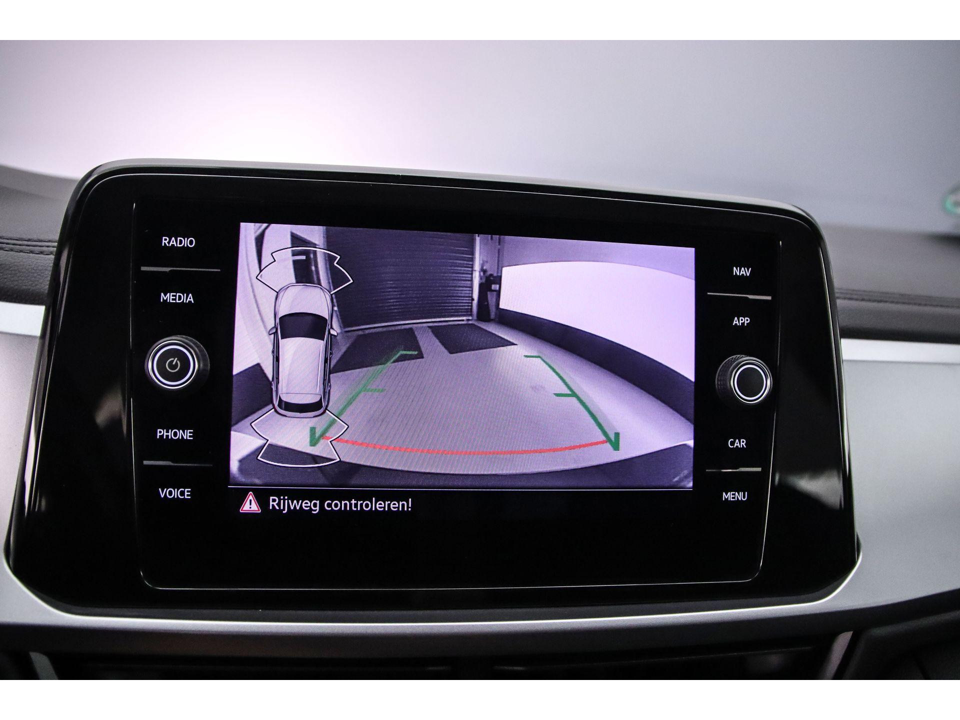 Achteruitrijcamera (Rear View)