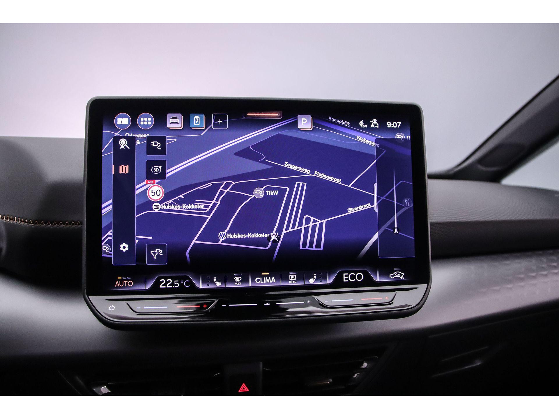 Navigatiesysteem met 12,9 inch (32,77 cm) touchscreen