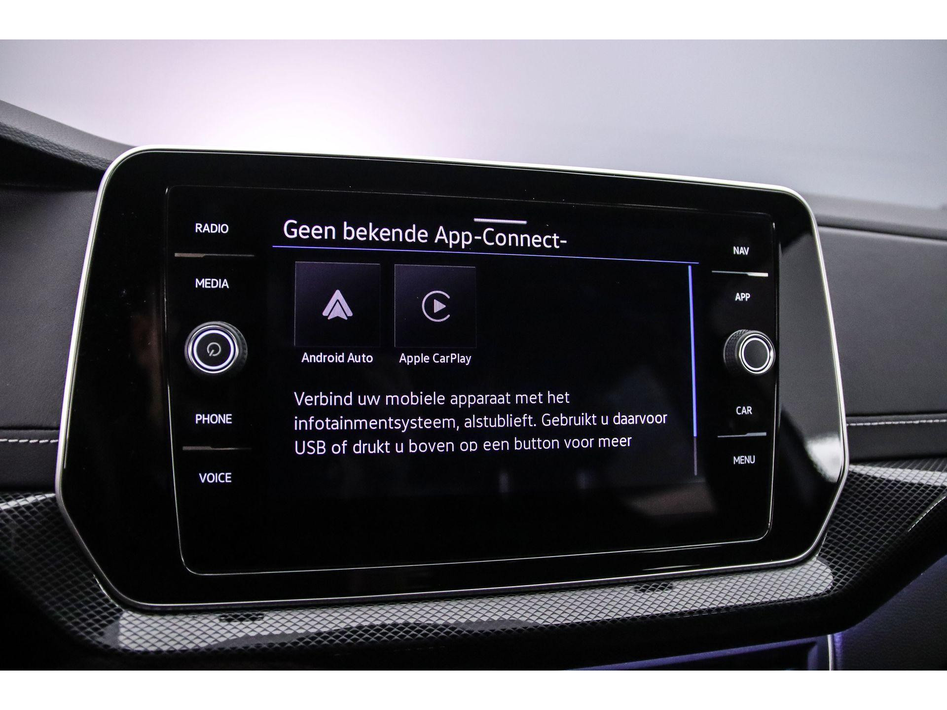 Apple Carplay/Android Auto