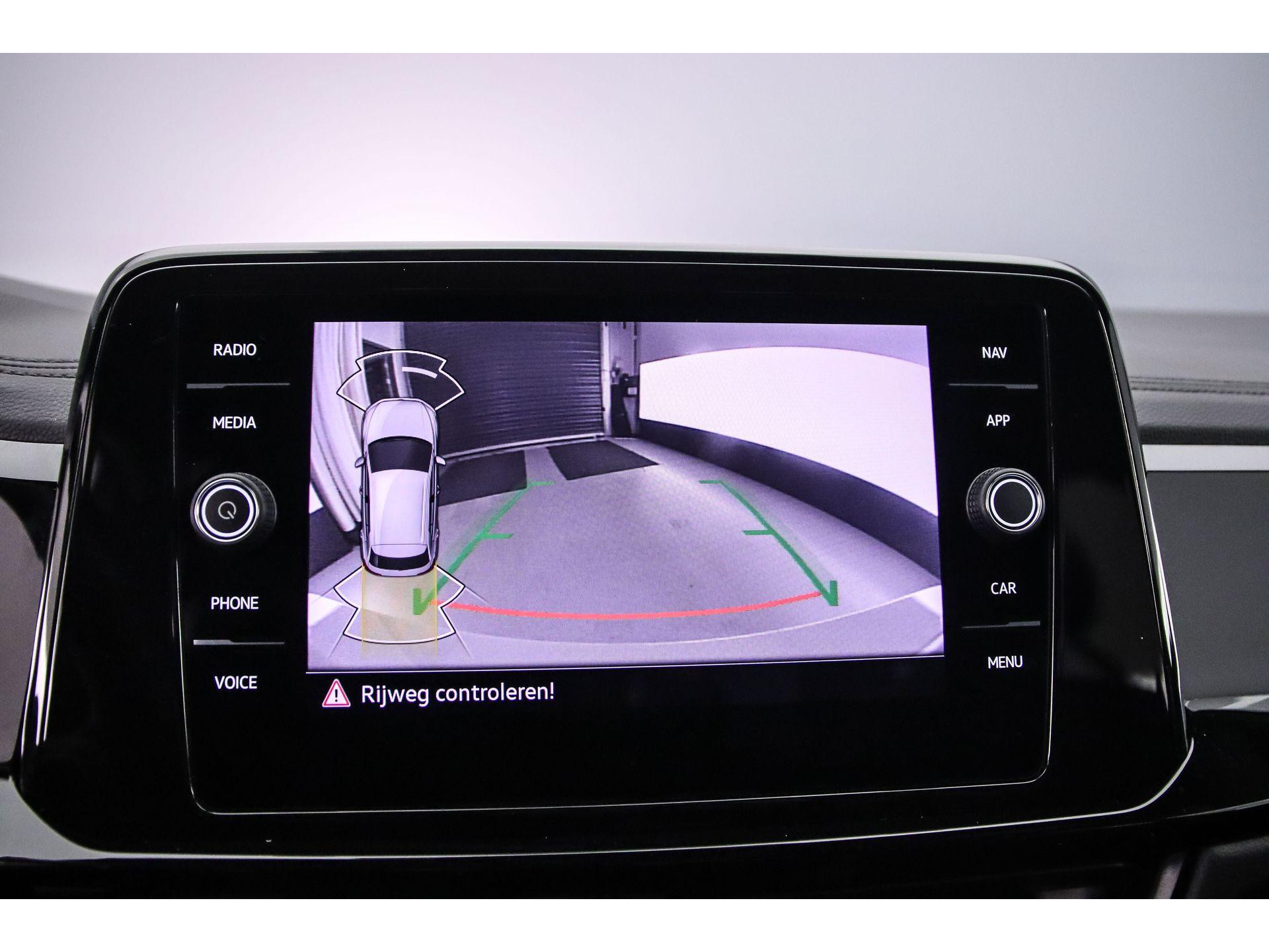 Achteruitrijcamera (Rear View)
