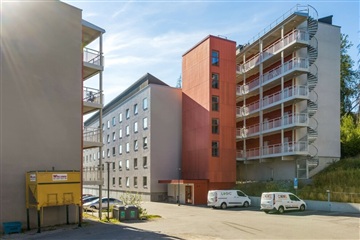 Bild 1. Lägenhet, Småbrukets backe, Huddinge 