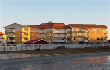 Bild 2. Lägenhet, Hedlundavägen, Umeå 
