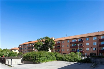 Bild 1. Lägenhet, Trädgårdsgatan, Katrineholm 