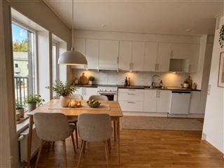 Bild 1. Lägenhet, Åkerbärsvägen, Strängnäs 