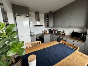 Bild 1. Rum, Aspnäsvägen, Järfälla 