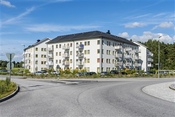 Bild 2. Lägenhet, Odalvägen, Märsta 